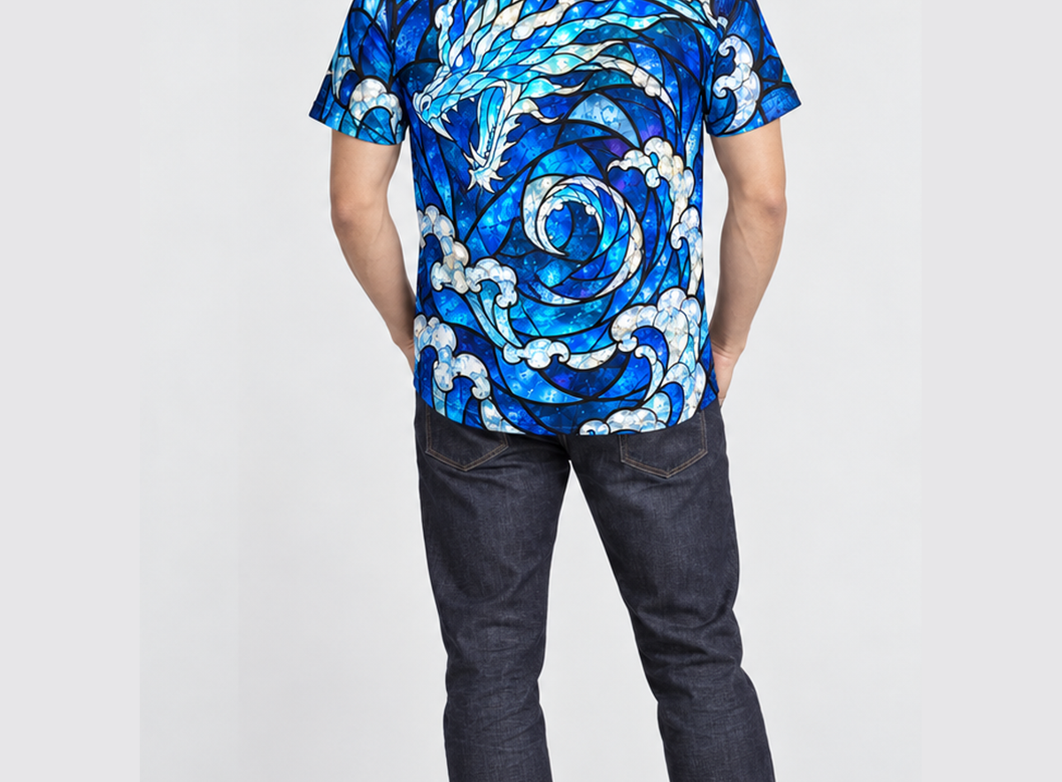 Camiseta Demon Slayer Giyu Vitral da Água Castelo Infinito Dry-Fit Premium Unissex — modelo costas